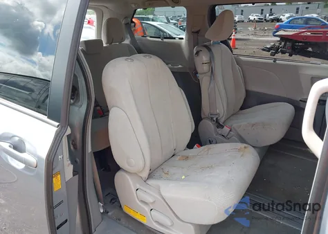 2014 Toyota Sienna Le V6 8 Passenger from USA, damaged, VIN 5TDKK3DC5ES484034